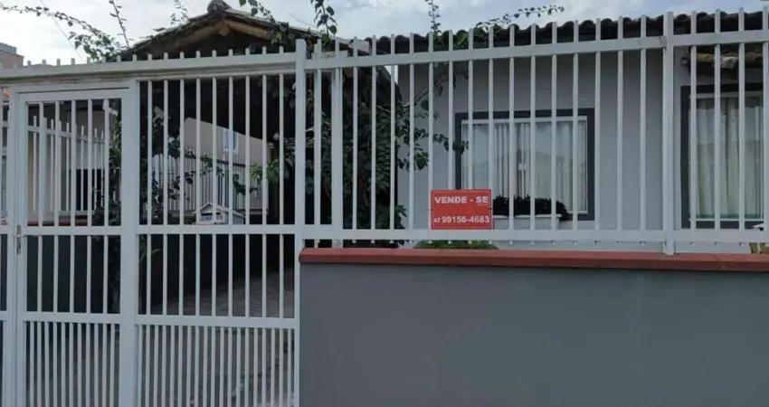 Casa com 3 quartos à venda no Itacolomi, Balneário Piçarras 