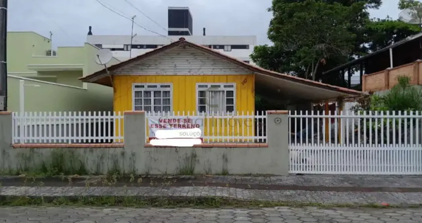 Terreno à venda no Centro, Balneário Piçarras 