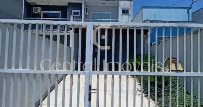 Sobrado Geminado Bairro Santo Antonio - Balneario Picarras