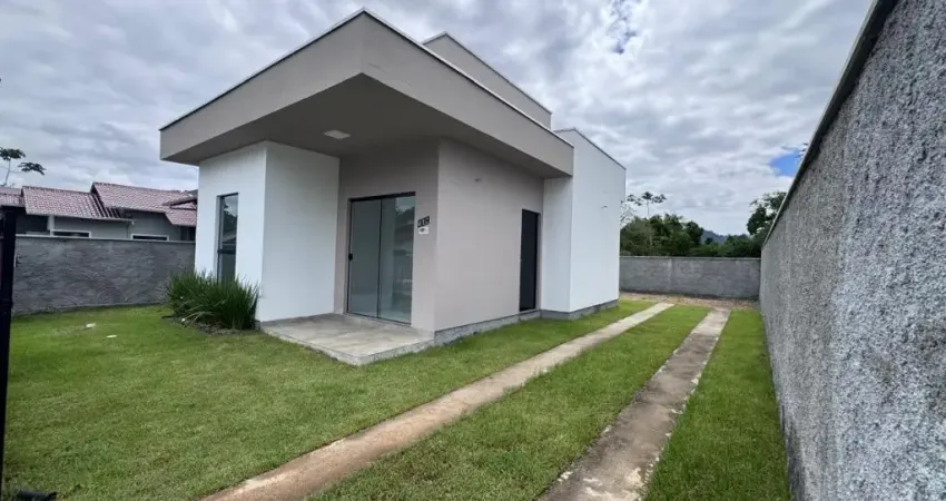 No bairro Estrada das Areias em Indaial casa com Suíte