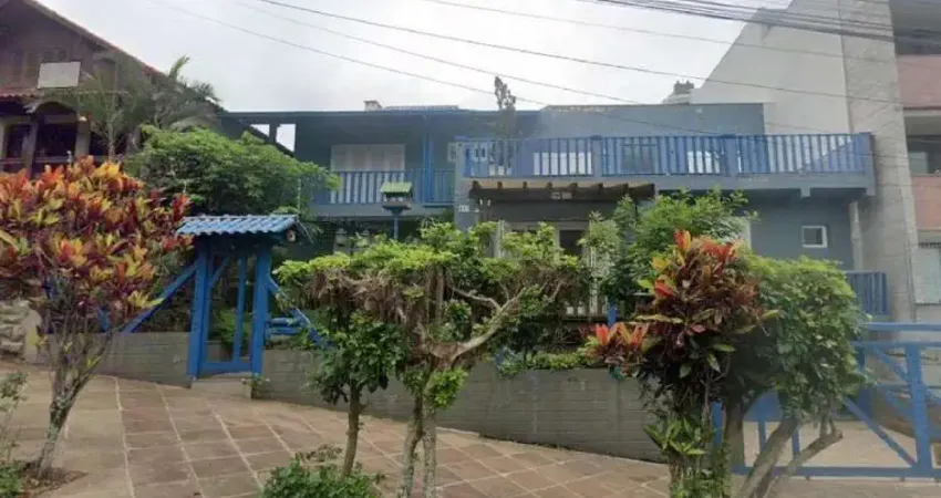 Casa para Venda em Torres, Prainha, 6 dormitórios, 4 suítes, 6 banheiros, 1 vaga