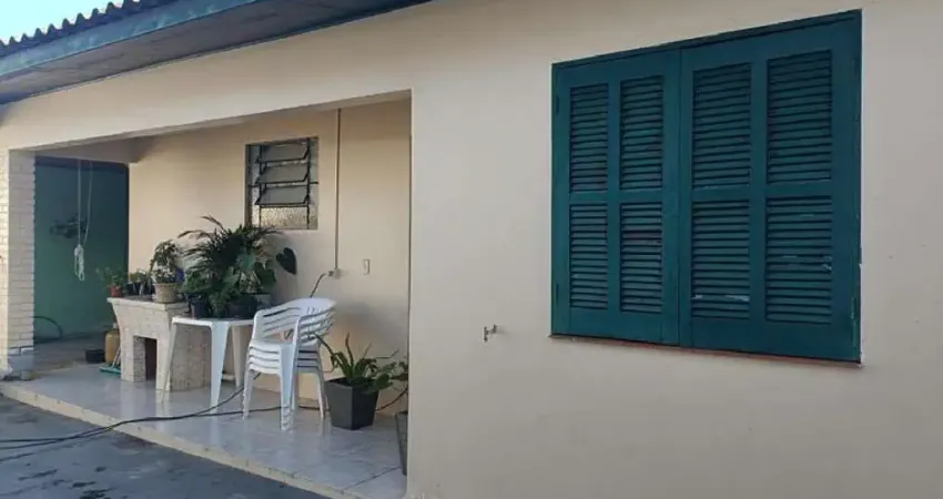 Casa com 5 quartos à venda na Rua José Luiz de Freitas, 881, Centro, Torres