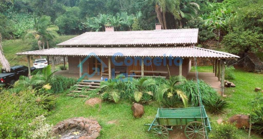 Sítio para Venda em Torres, Torres, 3 dormitórios, 1 suíte, 2 banheiros, 1 vaga