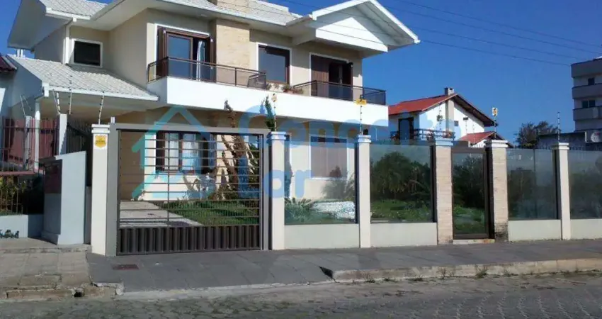 Casa para Venda em Torres, Praia da Cal, 4 dormitórios, 2 suítes, 3 banheiros, 3 vagas