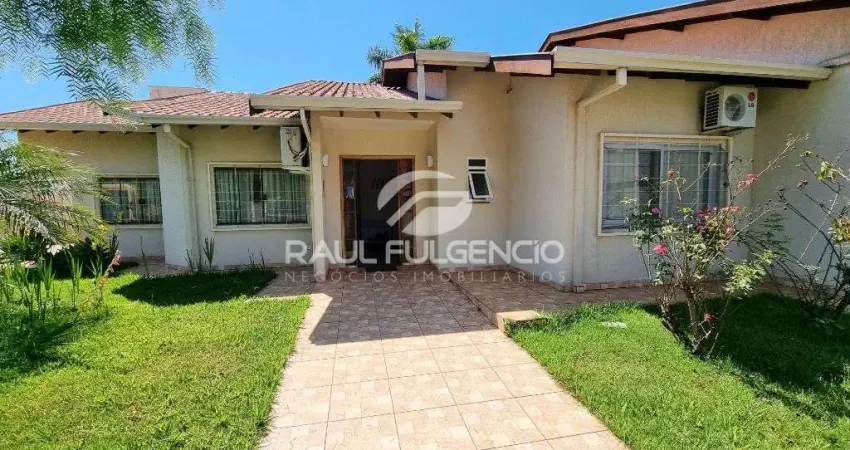 Linda Casa de Padrao para Alugar no Bairro Colonial em Londrina
