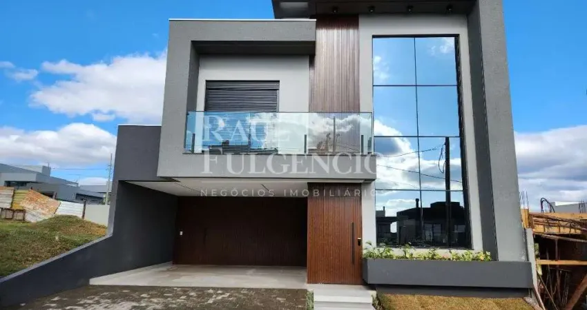 Sobrado com 215 m2 construidos, 3 suites, piscina e excelente padrao de acabamentos no Cond. Moradas do Vale - Zona Sul de Londrina