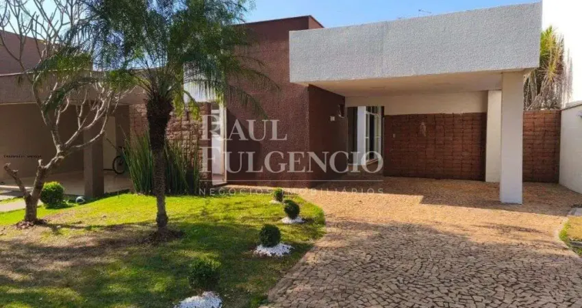 Casa a venda terrea, condominio golden hil. 250 m2 de terreno, 121 m2 uteis