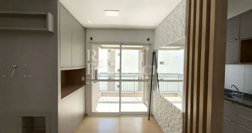 Apartamento para locacao no Centro de Londrina, com 3 Dormitorios sendo 01 suite