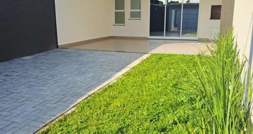 Casa com 03 quartos, no Cidade Jardim