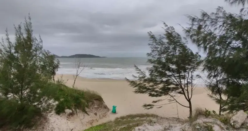 Terreno Florianópolis 513,00m² pé na areia da praia