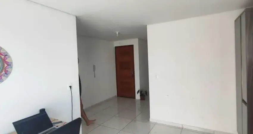 COBERTURA 2 DORMITÓRIOS A VENDA NO BAIRRO CAMPECHE 420 MIL