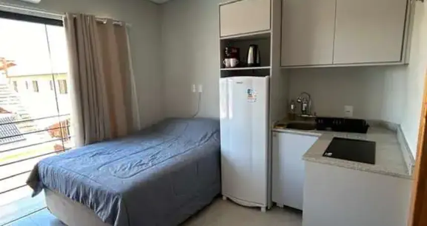 Lindo loft stúdio semi-novo mobiliado no campeche r$ 290 mil