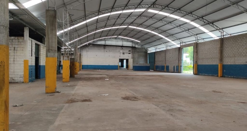 Barracão / Galpão / Depósito com 8 salas para alugar no Parque Delfim Verde, Itapecerica da Serra 