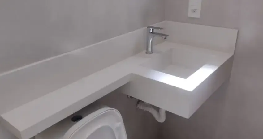 Casa nova  em lote de 125 m com 03 dormitorios em bairro de indaiatuba spsp