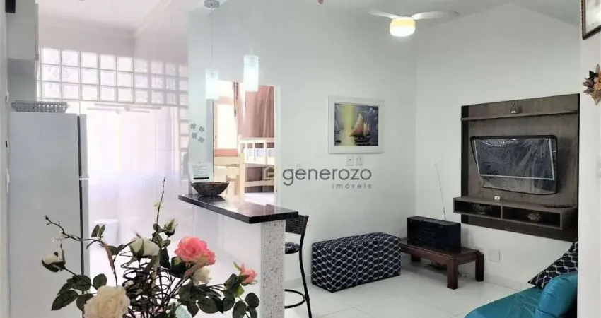 Apartamento a venda na praia de Pitangueiras, na quadra da praia, 02 dormitórios