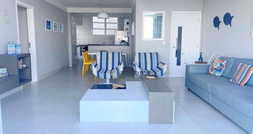 Apartamento na praia de Pitangueiras, frente à praia, 03 dormitórios, 01 vaga