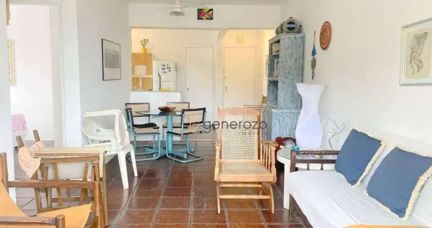Apartamento na praia de Pitangueiras, 02 dormitórios, 01 vaga