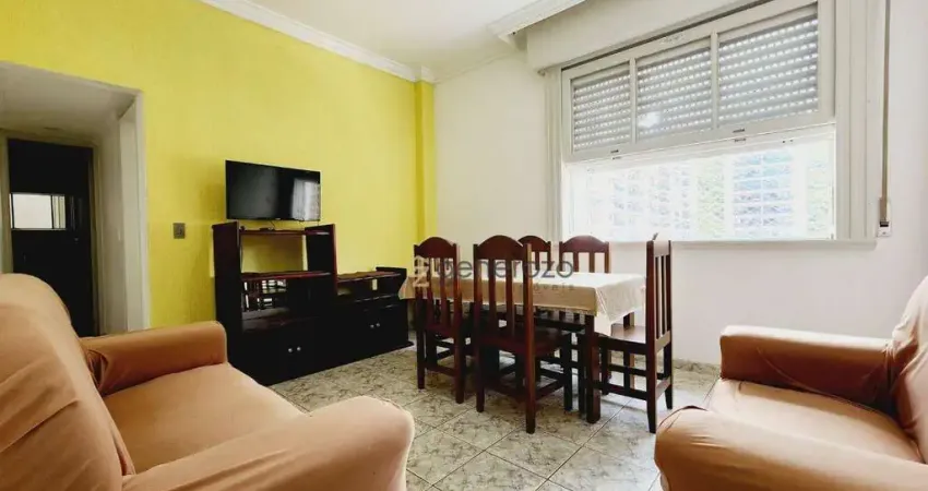 Apartamento a venda na praia das Pitangueiras, 02 dormitórios, na quadra da praia, região central