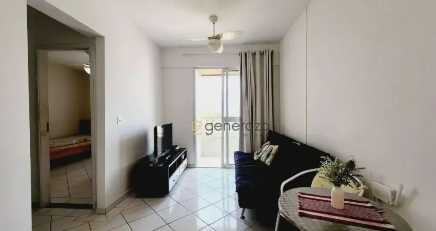 Apartamento á venda na praia da Enseada, 02 dormitórios, 01 vaga de garagem e lazer.