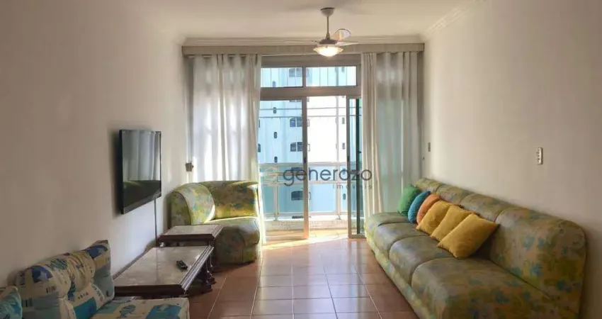 Apartamento á venda na praia das Pitangueiras, 03 dormitórios, 01 vaga de garagem, na quadra da praia.