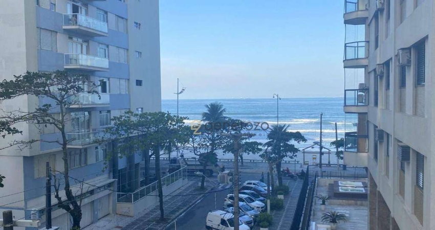 Apartamento à venda na praia das Pitangueiras, 03 dormitórios, 02 vagas, lazer