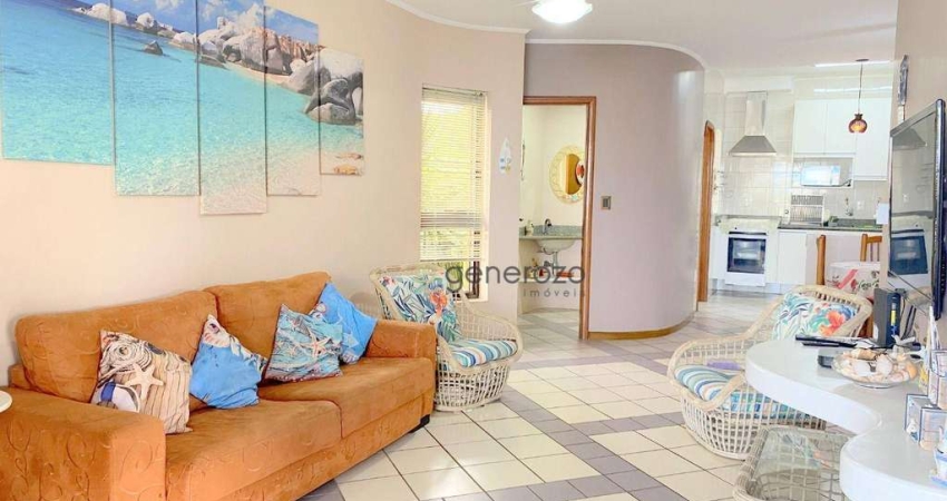 Apartamento á venda na praia das Pitangueiras, 03 dormitórios, 02 vagas de garagem.
