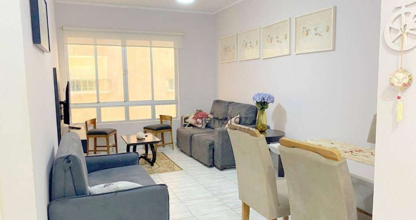 Apartamento à venda na praia das Pitangueiras, 01 dormitório, 01 vaga, próximo à praia