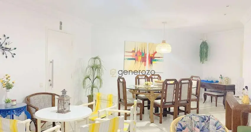 Apartamento à venda na praia das Pitangueiras, 03 dormitórios, 02 vagas, lazer