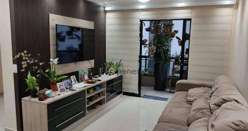 Apartamento a venda na praia das Pitangueiras, 03 dormitórios, 02 vagas de garagem e lazer no prédio