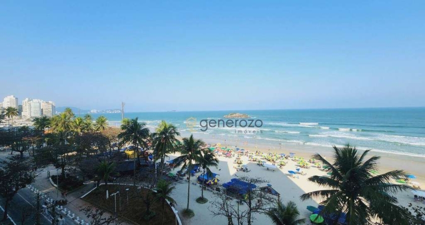 Apartamento a venda na praia das Pitangueiras, frente ao mar, 03 dormitórios, com sacada