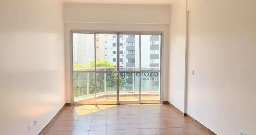 Apartamento na praia das Pitangueiras, 03 dormitórios, 02 vagas, lazer