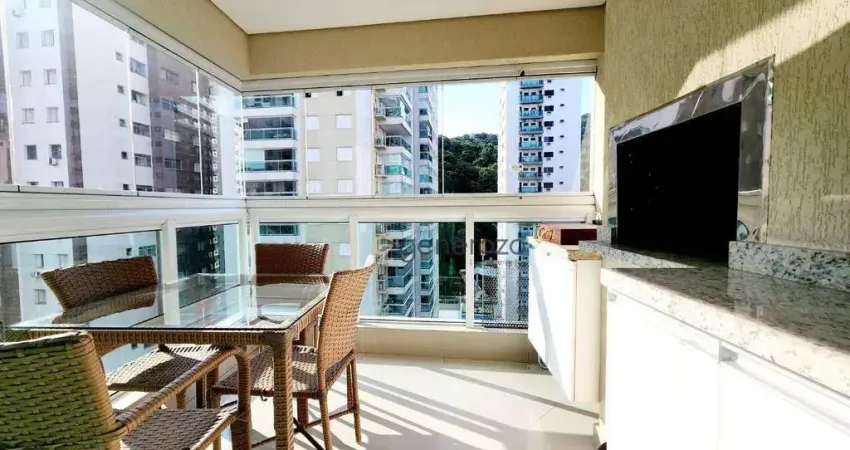 Apartamento à venda na praia das Pitangueiras, 02 dormitórios, 02 vagas, lazer