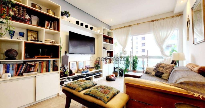 Apartamento a venda na praia das Pitangueiras, 02  dormitórios, com sacada e 01 vaga de garagem