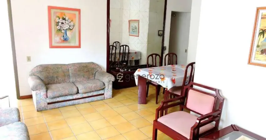Apartamento a venda na praia das Pitangueiras, 03 dormitórios, 02 vagas de garagem