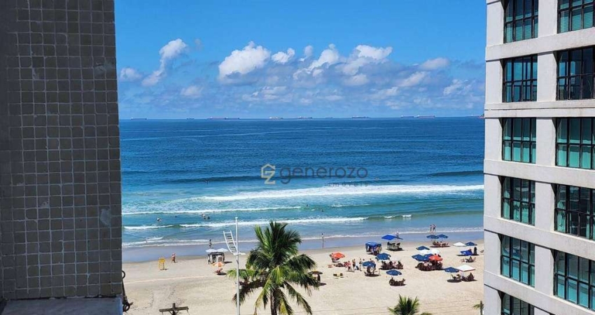 Apartamento a venda na praia das Pitangueiras, 03 dormitórios, com sacada e vista para o mar