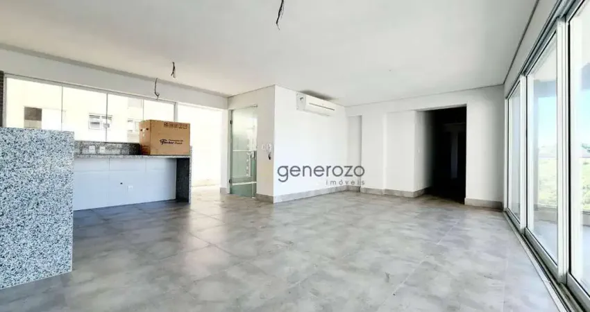Apartamento a venda na praia das Astúrias, 03 dormitórios, varanda gourmet, 02 vagas de garagem e lazer