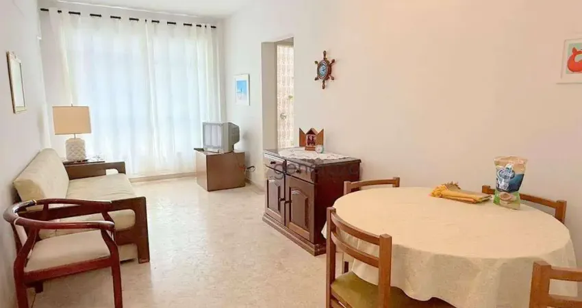 Apartamento na praia das Pitangueiras, 01 dormitório, 01 vaga, próximo à praia