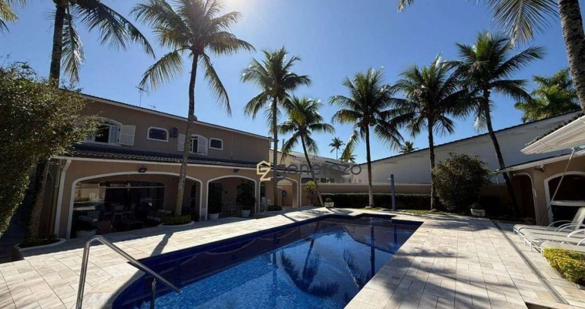 Casa a venda no Condomínio Acapulco, com 6 dormitórios e lazer privativo