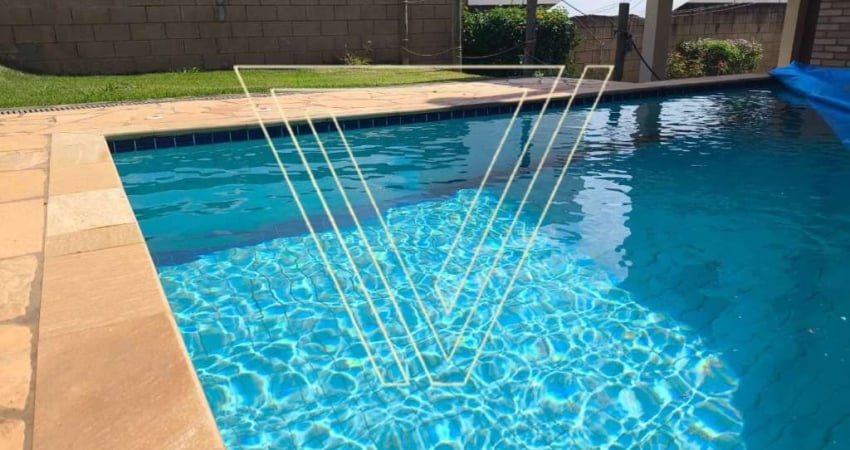 Casa com piscina,  Residencial Girassol, Itupeva - CA8260