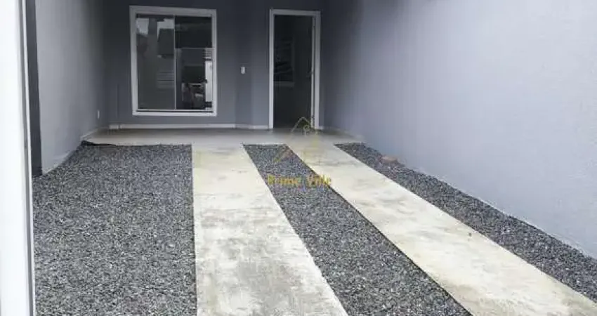 Geminado novo com suíte mais dois quartos no Guanabara