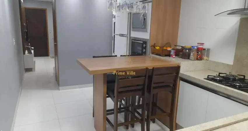 Sobrado geminado com dois quartos no Vila Nova