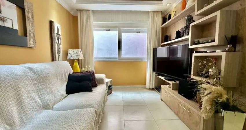 Apartamento 2 dormitórios próximo à praça Flávio Boianovski