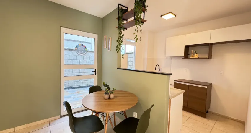 Apartamento giardino, com 02 dormitórios  pronto para morar