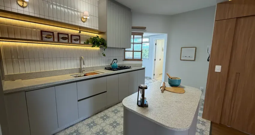 Apartamento impecável e reformado com  suíte+ 2 quartos no américa