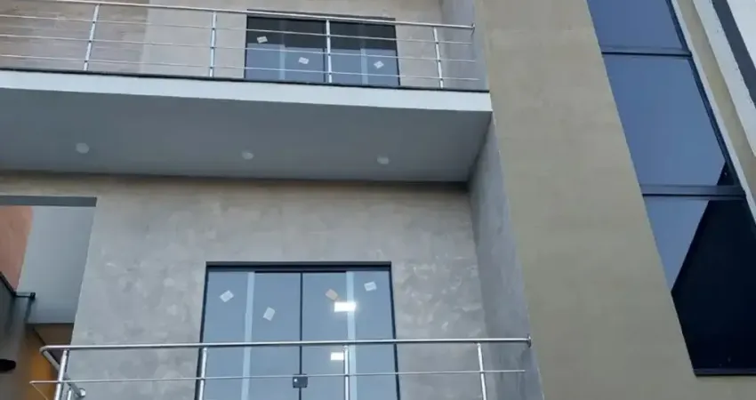 Casa com 3 quartos à venda na Avenida Nilo Marcatto, 100, Jardim São Pedro, Mogi das Cruzes