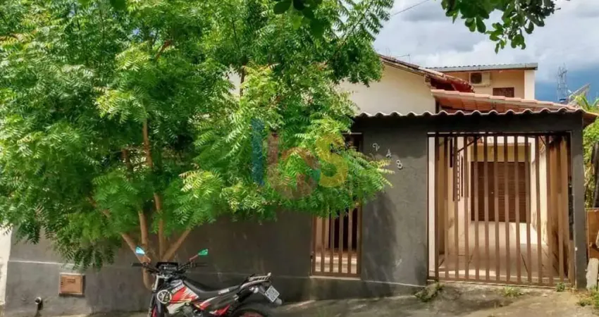 Casa com 4 quartos à venda na Rua B, Centro, Ipiaú