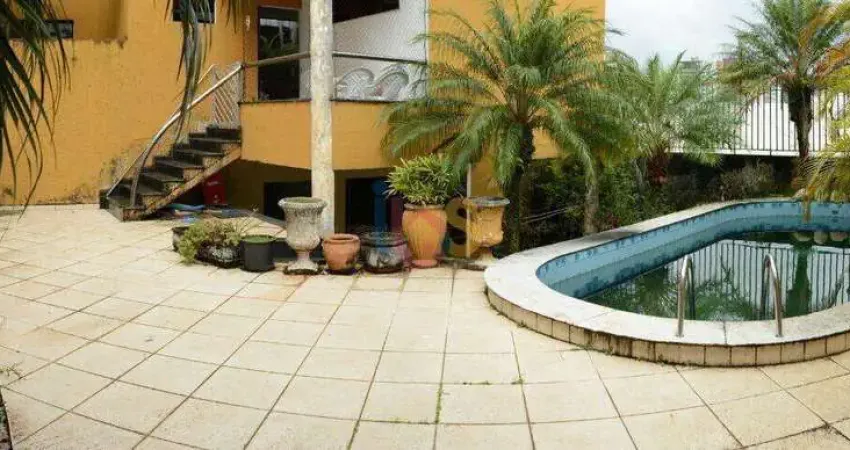 Casa com 3 quartos à venda na Rua A, Goes Calmon, Itabuna