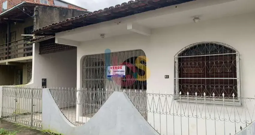 Casa com 3 quartos à venda na Rua Vinte e Três, Parque Boa Vista, Itabuna