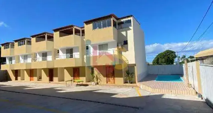 Vendo triplex em condomínio fechado, no loteamento praia do sul