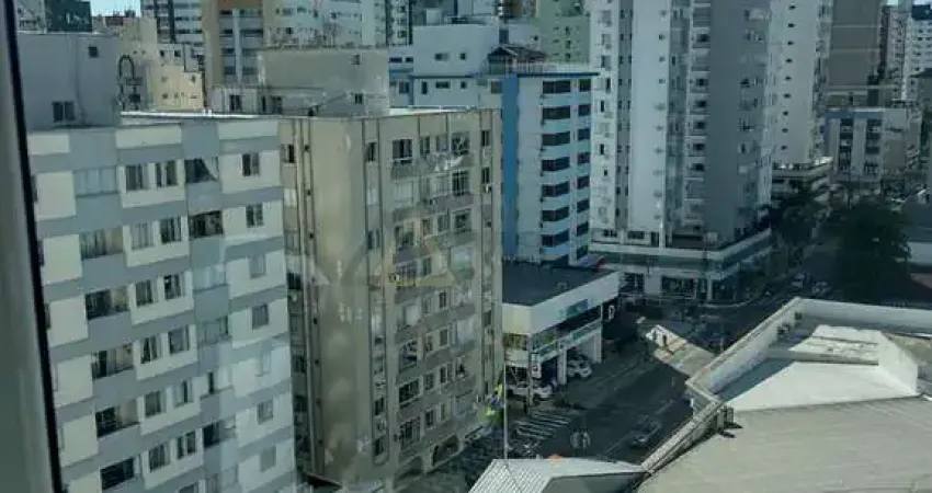 CIDADE JARDIM - 1 Por Andar - Quadra Mar - Balneário Camboriú/SC
